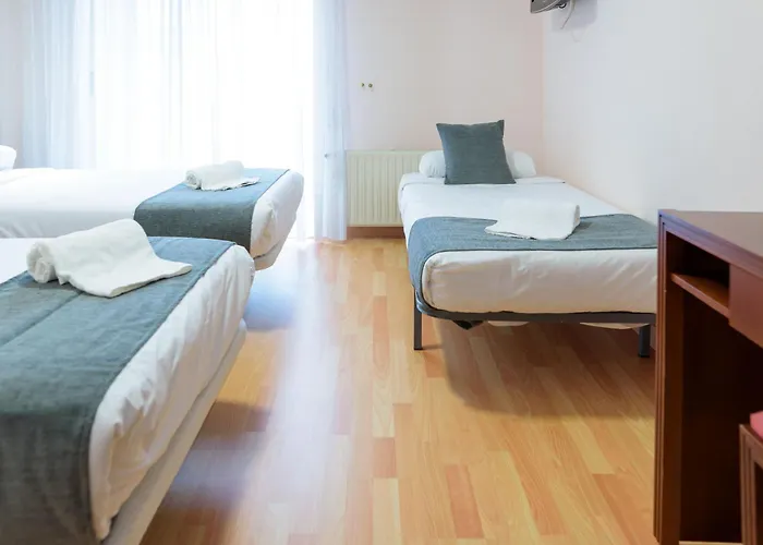 Alda Xinzo מלון שינזו דה לימיה